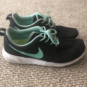 Custom Made Nike Roshe